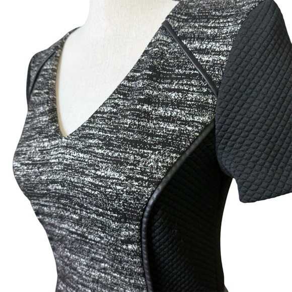 Dynamite size, small black and white tweed pencil skirt sleeve dress. - Picture 4 of 9